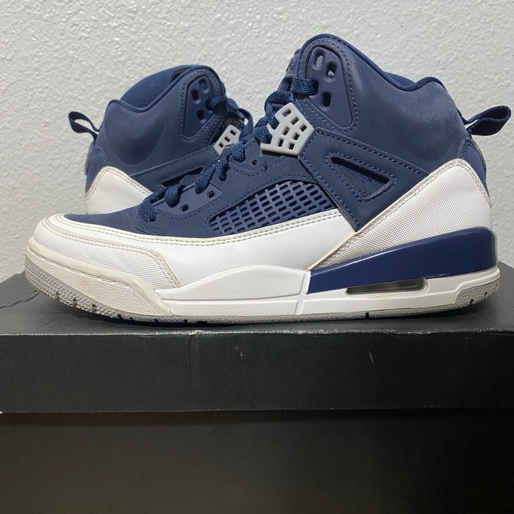 Jordan Spizike white navy blue size 8